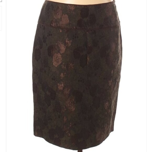 Badgley Mischka | Floral Textured Pencil Skirt - Picture 5 of 6